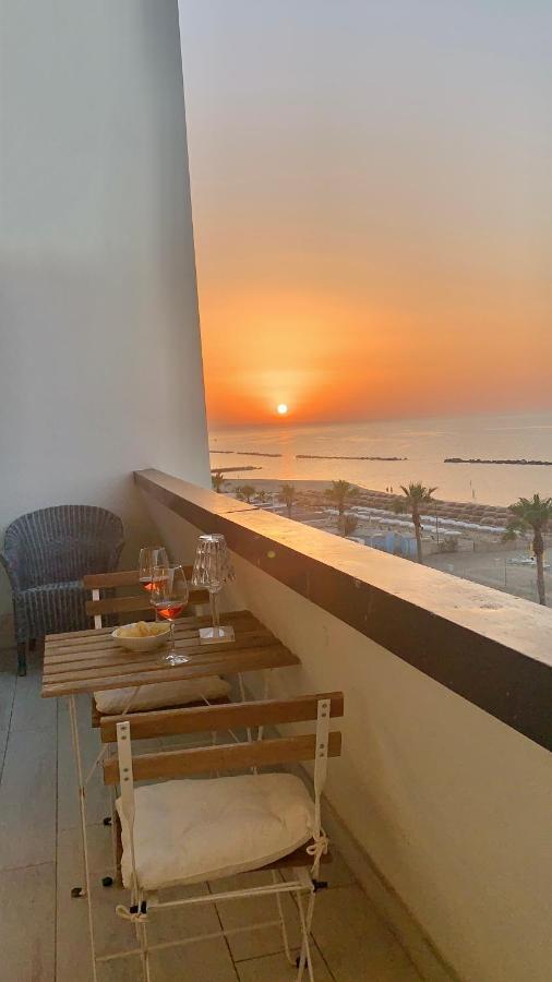 Splendido Appartamento Fronte Mare Termoli Exterior photo